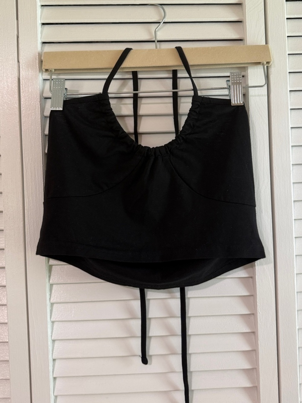 SHEIN Black Ruched Halter Crop Top with Back Straps